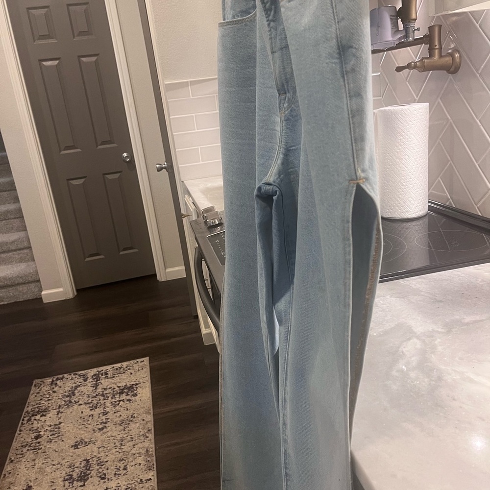 GOOD AMERICAN Good Boy Side Slit Jeans - Picture 12 of 13